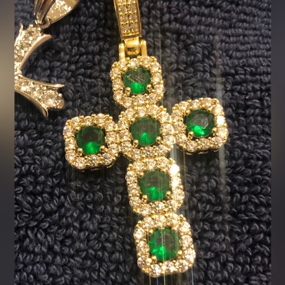 Elegant Gold and Silver Cross Pendant Set - Picture 2 of 3